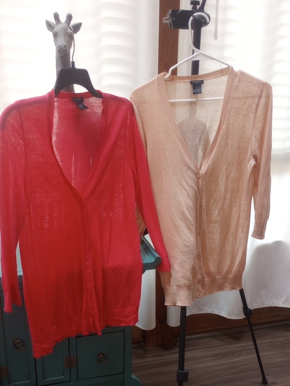 Ann Taylor Lightweight V-Neck Cardigans in Pink And Peach **Bundle